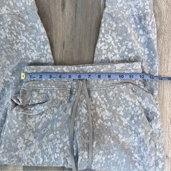 LULULEMON Ready To Rulu Jogger Crop - Picture 6 of 10